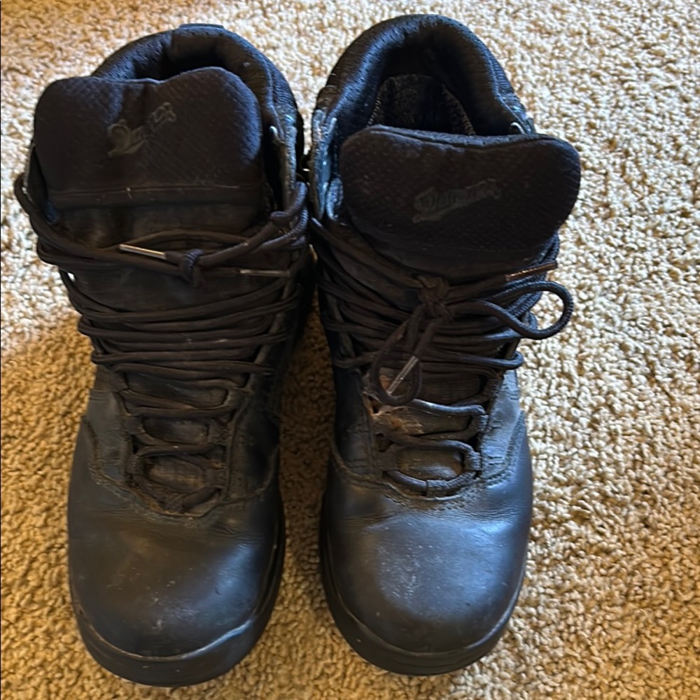 Danner women’s kinetic black GTX boots